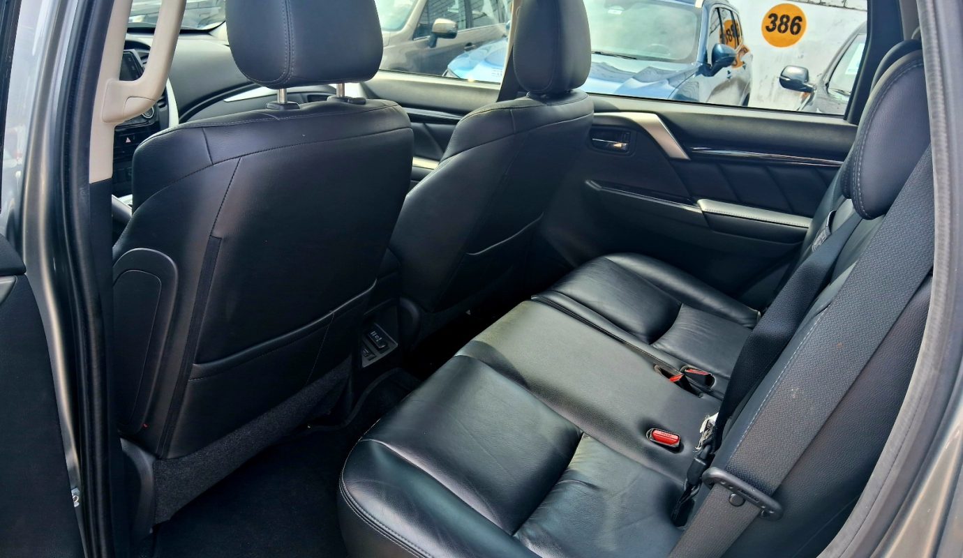 Mitsubishi Montero Sport GLS