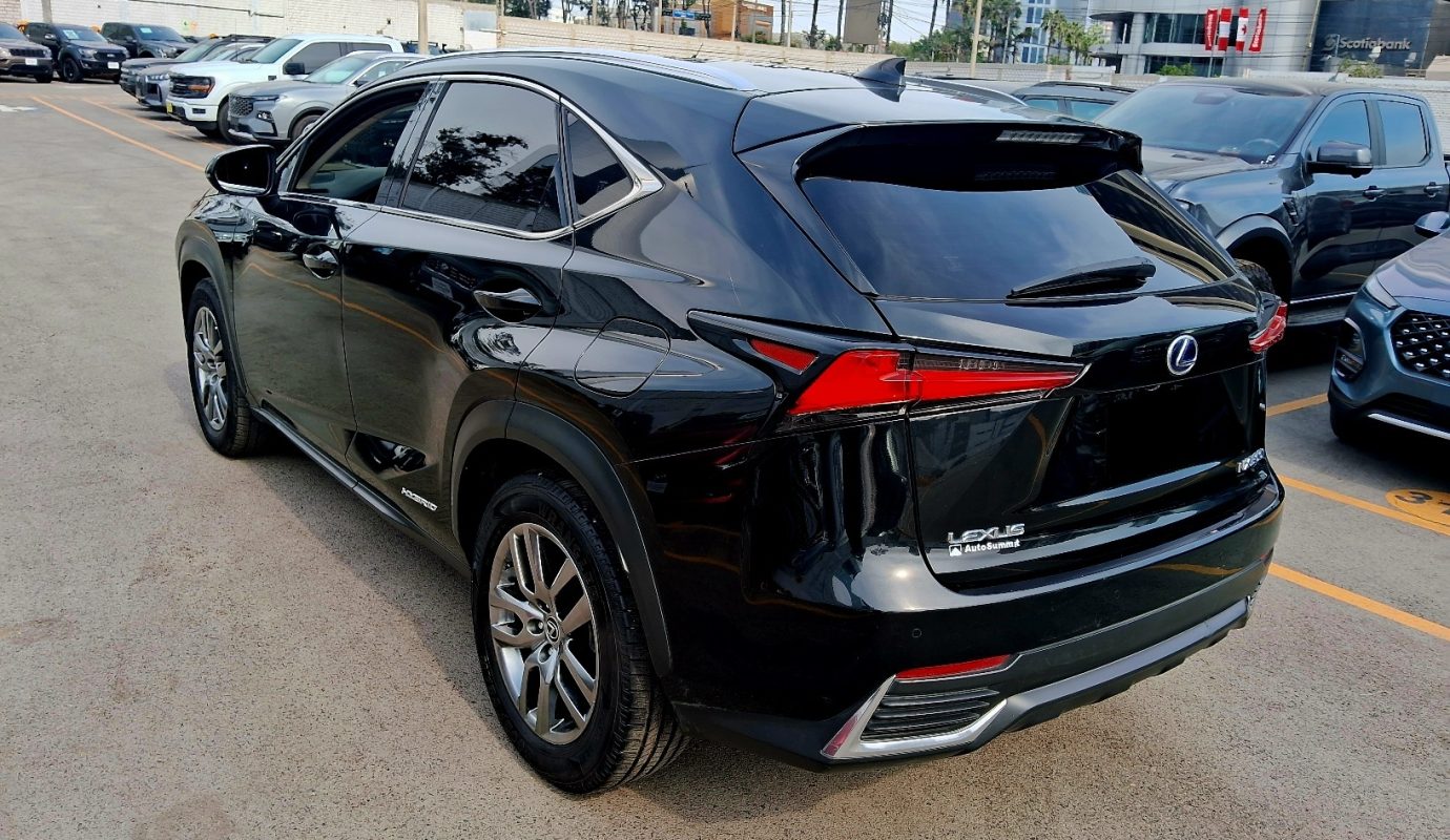 Lexus NX300 Hybrid