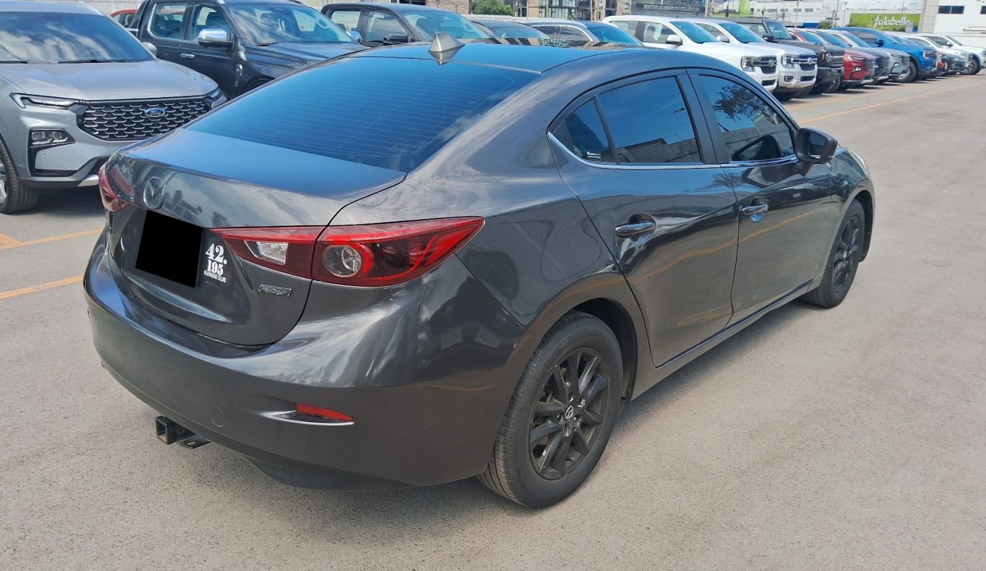 Mazda 3 Core 2.0 AT